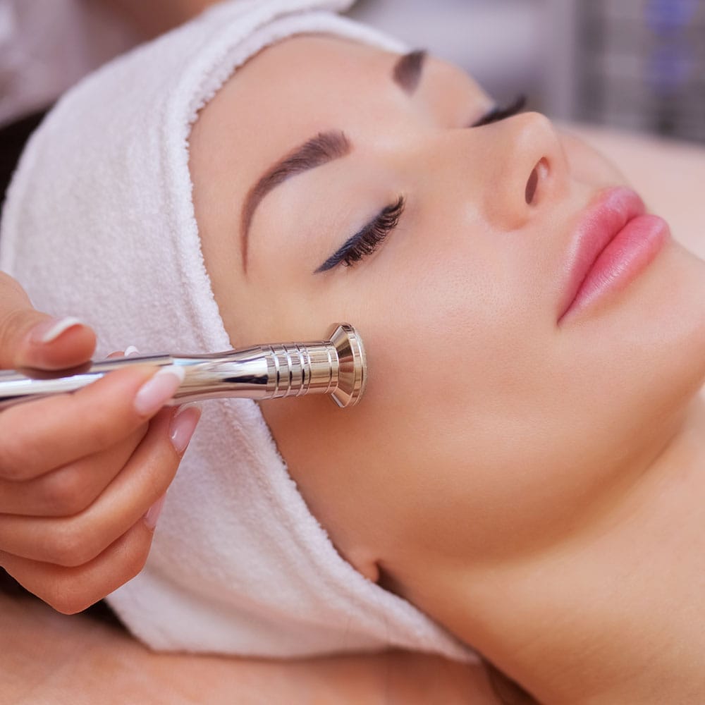 Diamantová mikrodermabraze